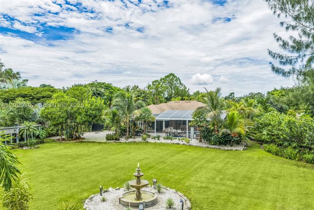 14800 April Dr, Loxahatchee, FL 33470