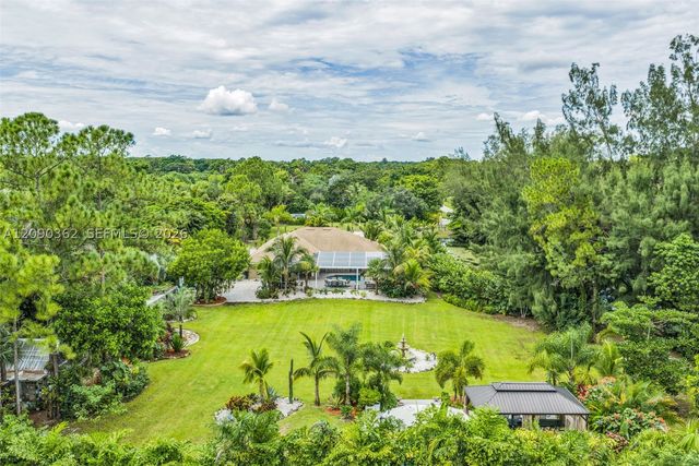 14800 April Dr, Loxahatchee, FL 33470