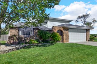 1042 Catalpa Court, Beecher, IL 60401