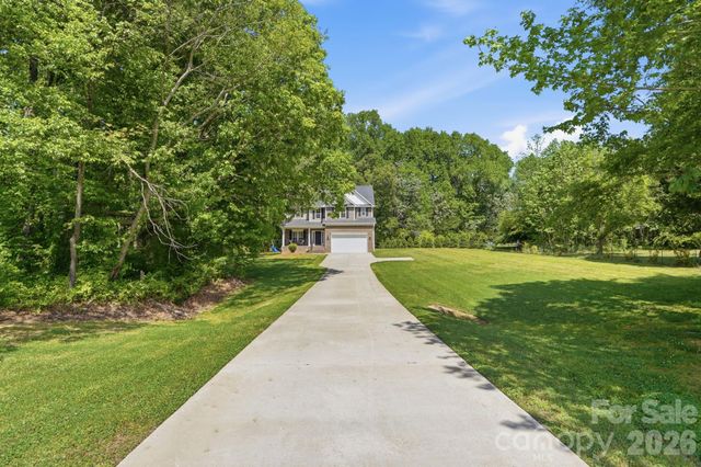 2910 Plum Thicket Court, Monroe, NC 28112