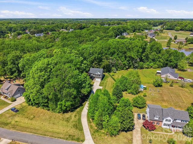 2910 Plum Thicket Court, Monroe, NC 28112
