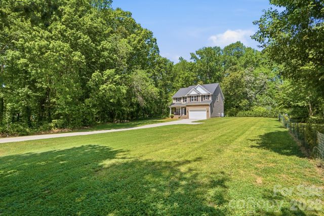 2910 Plum Thicket Court, Monroe, NC 28112