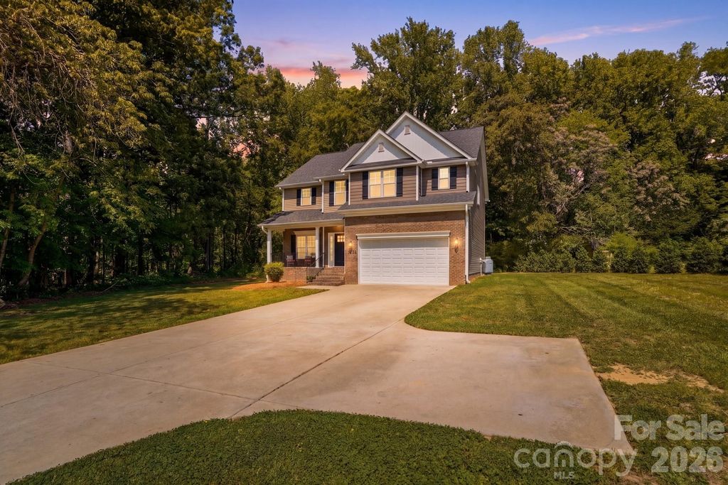 2910 Plum Thicket Court, Monroe, NC 28112