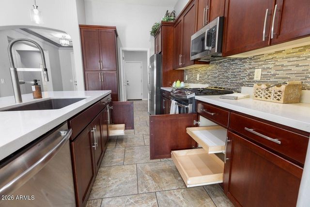 16375 W WHITTON Avenue, Goodyear, AZ 85395