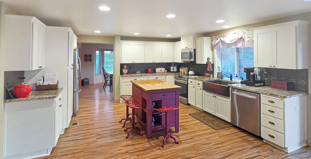 19624 Webber Canyon Rd, Benton City, WA 99320