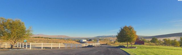 19624 Webber Canyon Rd, Benton City, WA 99320