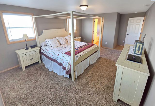 19624 Webber Canyon Rd, Benton City, WA 99320