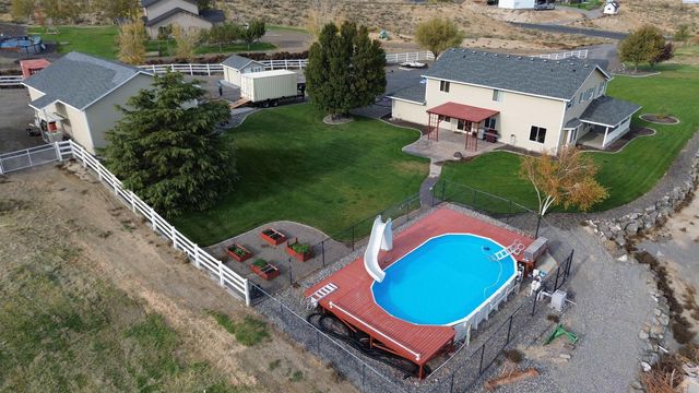 19624 Webber Canyon Rd, Benton City, WA 99320