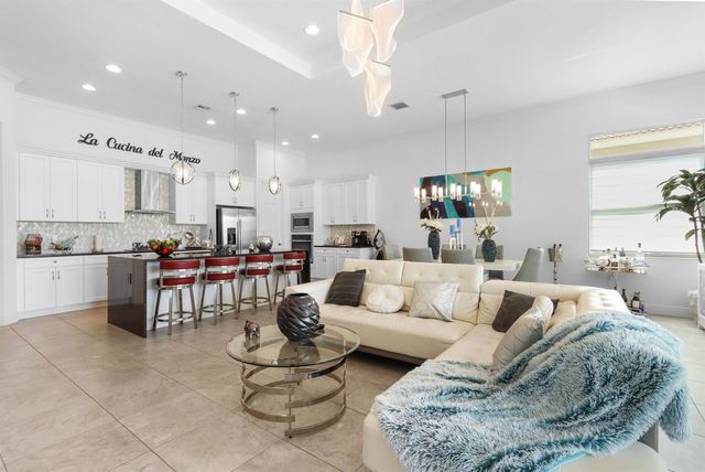 9282 SW Miracoli Way, Port St Lucie, FL 34987