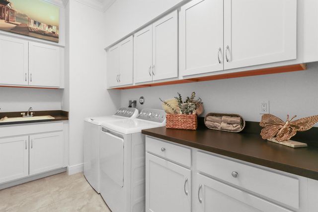 9282 SW Miracoli Way, Port St Lucie, FL 34987