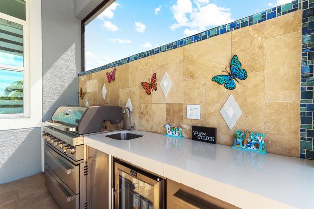 9282 SW Miracoli Way, Port St Lucie, FL 34987