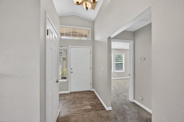 9074 Paseo Grande Way, Elk Grove, CA 95758