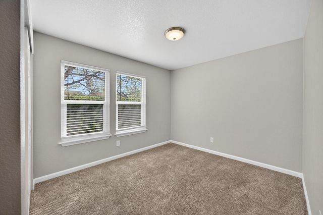 9074 Paseo Grande Way, Elk Grove, CA 95758