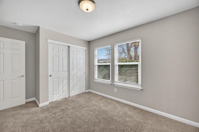 9074 Paseo Grande Way, Elk Grove, CA 95758