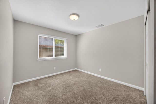 9074 Paseo Grande Way, Elk Grove, CA 95758