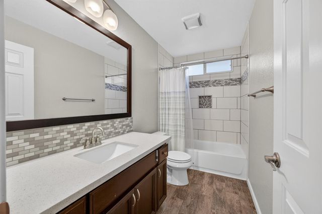 9074 Paseo Grande Way, Elk Grove, CA 95758