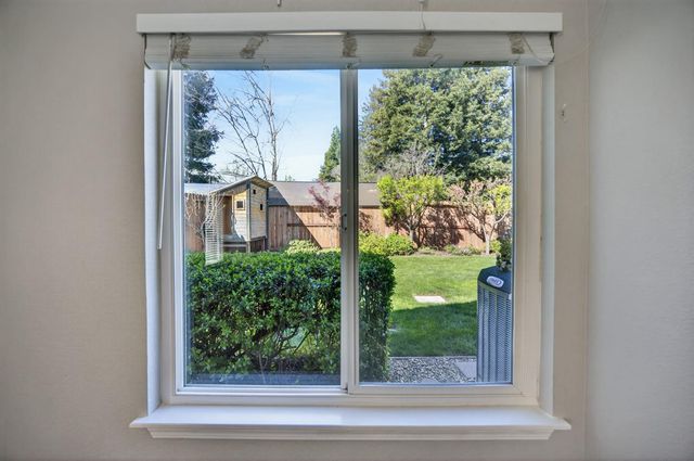 9074 Paseo Grande Way, Elk Grove, CA 95758