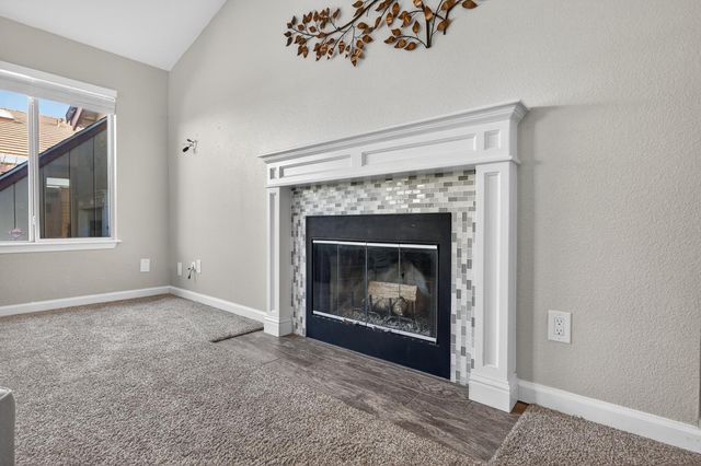 9074 Paseo Grande Way, Elk Grove, CA 95758