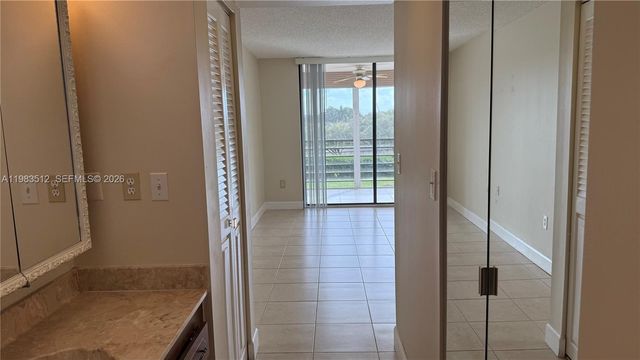 1200 Saint Charles Pl 420, Pembroke Pines, FL 33026