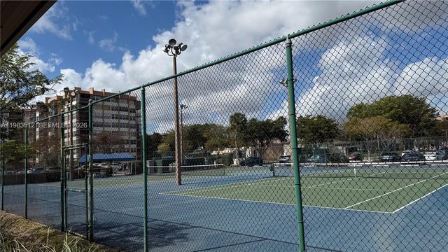 1200 Saint Charles Pl 420, Pembroke Pines, FL 33026