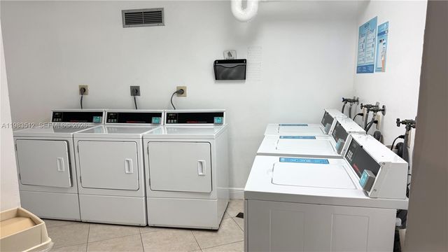 1200 Saint Charles Pl 420, Pembroke Pines, FL 33026