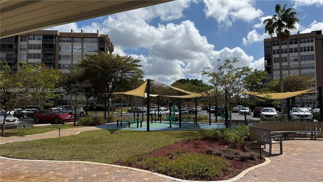 1200 Saint Charles Pl 420, Pembroke Pines, FL 33026