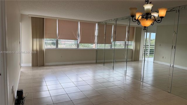 1200 Saint Charles Pl 420, Pembroke Pines, FL 33026
