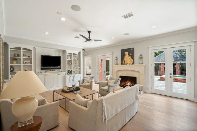 2601 Buckminister CT, Austin, TX 78746