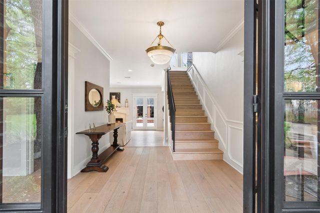 2601 Buckminister CT, Austin, TX 78746