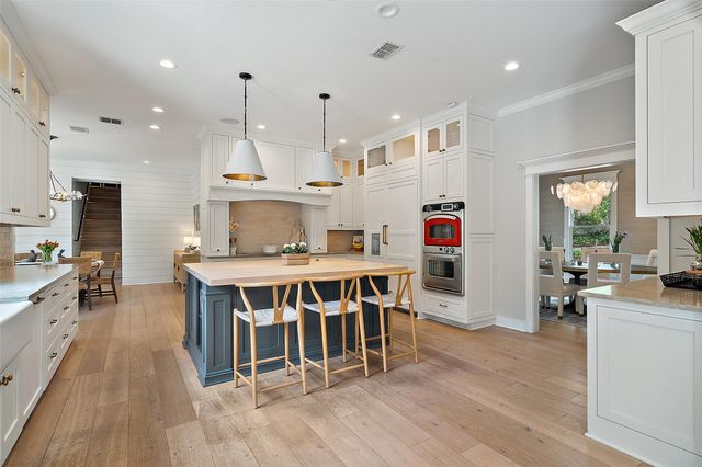 2601 Buckminister CT, Austin, TX 78746