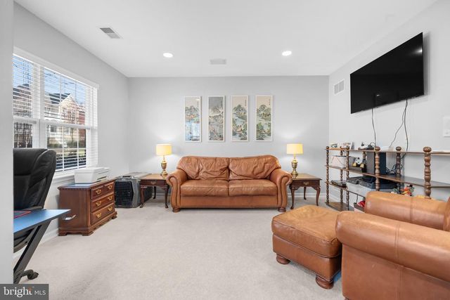 336 CAMERON STATION BLVD, Alexandria, VA 22304