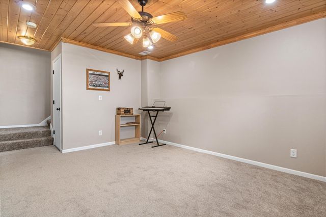 1400 Field Creek Circle, Victoria, MN 55386