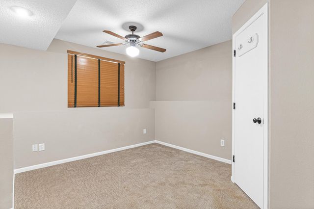 1400 Field Creek Circle, Victoria, MN 55386