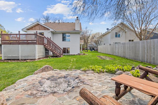 1400 Field Creek Circle, Victoria, MN 55386