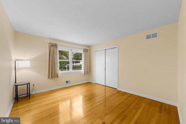 14 HARBORVIEW DR, Atlantic Highlands, NJ 07716