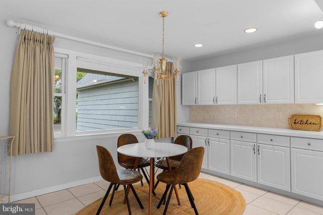 14 HARBORVIEW DR, Atlantic Highlands, NJ 07716
