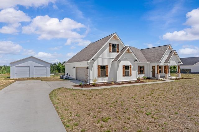 895 Clayton Road, Ashford, AL 36312