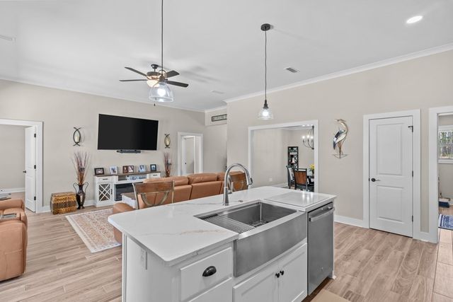 895 Clayton Road, Ashford, AL 36312