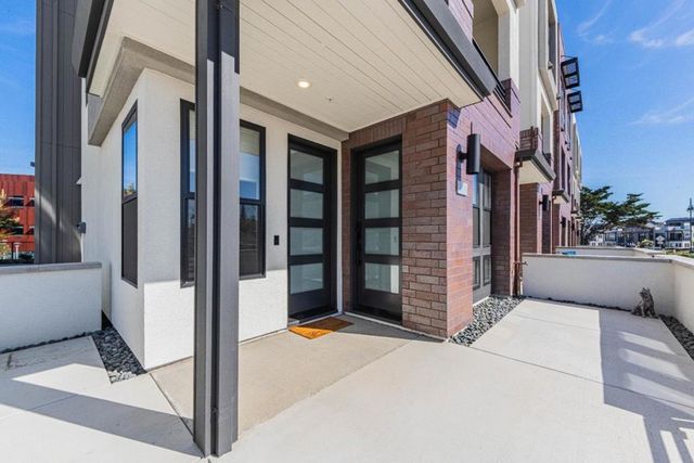 135 8TH, Marina, CA 93933