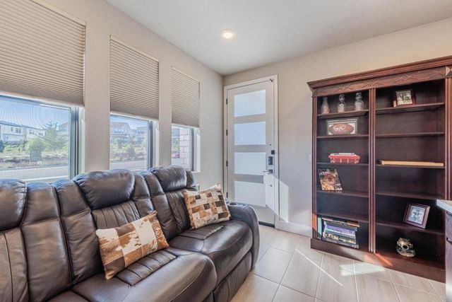 135 8TH, Marina, CA 93933