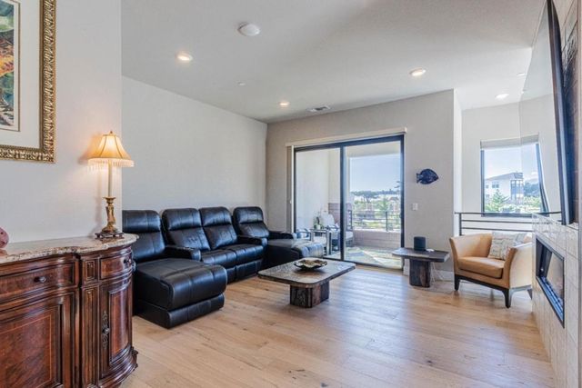 135 8TH, Marina, CA 93933