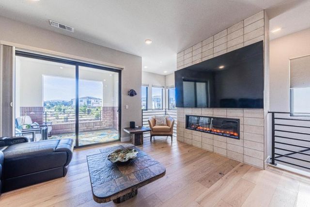 135 8TH, Marina, CA 93933