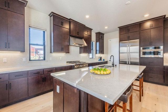135 8TH, Marina, CA 93933