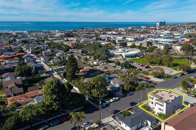 1105 Reed, San Diego, CA 92109