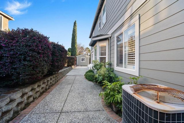 4717 4717 Chestnut Ct, Dublin, CA 94568