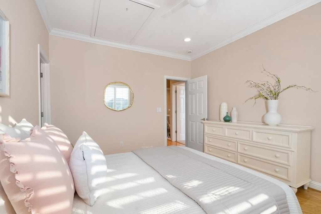 Image 47 of property listing at 4717 4717 Chestnut Ct, Dublin, CA 94568