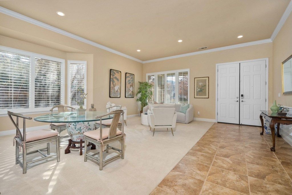 Image 7 of property listing at 4717 4717 Chestnut Ct, Dublin, CA 94568