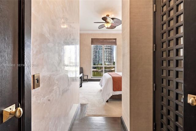 901 Brickell Key Boulevard 504, Miami, FL 33131