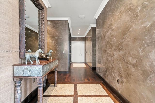 901 Brickell Key Boulevard 504, Miami, FL 33131