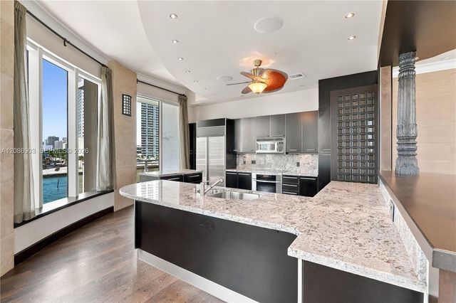 901 Brickell Key Boulevard 504, Miami, FL 33131